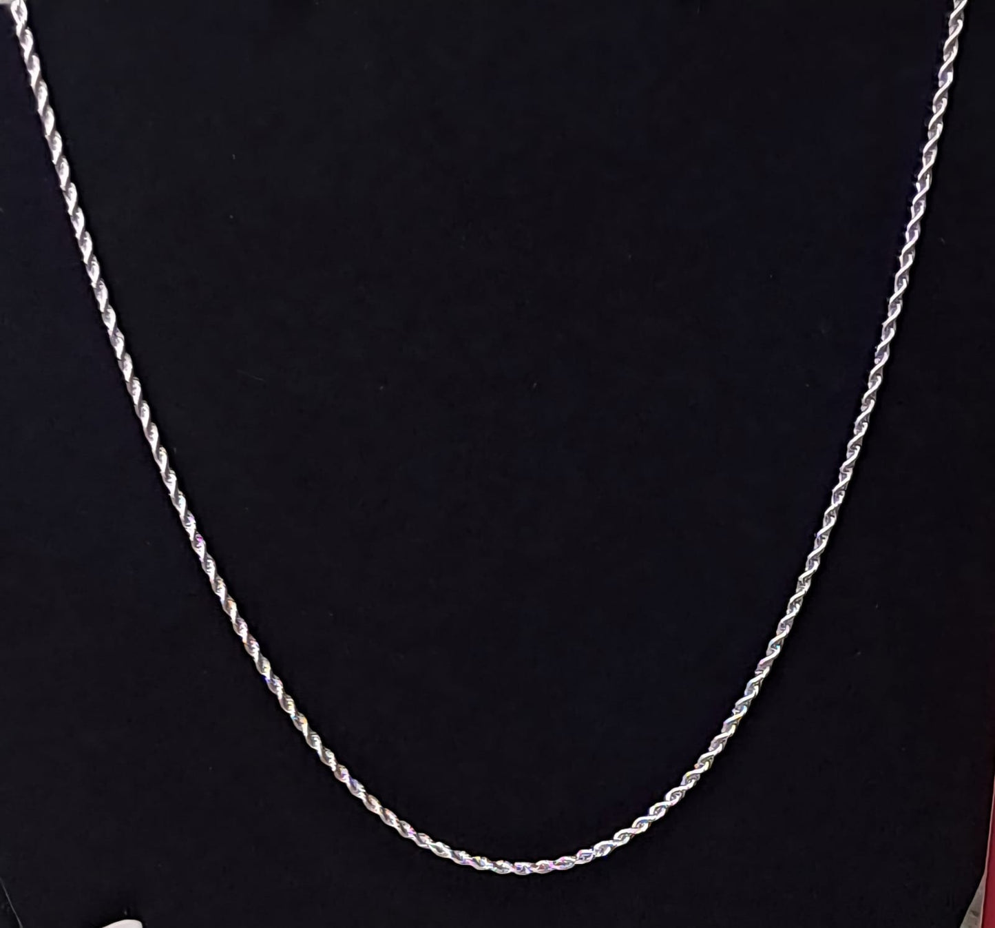 COLLANA CON CATENA A CORDA